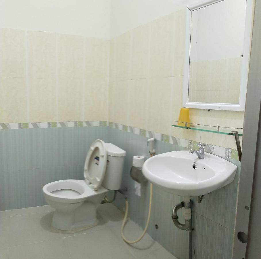 Khách Sạn Ngọc Hân Ap Vinh Phu Exterior foto