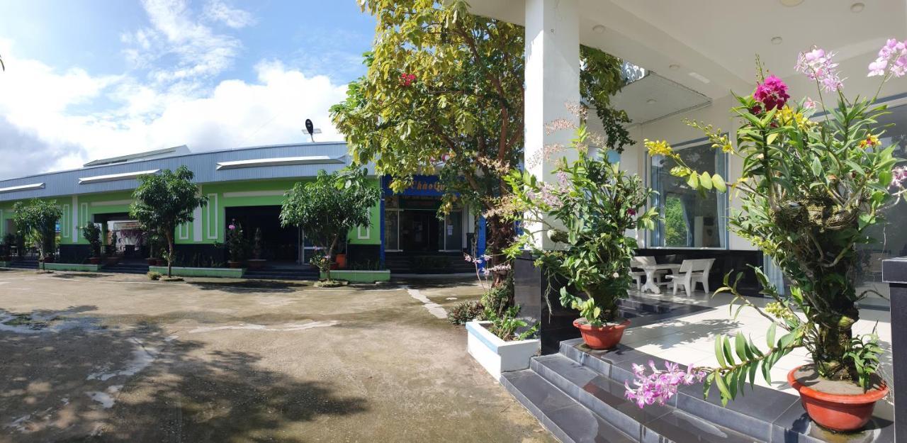Khách Sạn Ngọc Hân Ap Vinh Phu Exterior foto