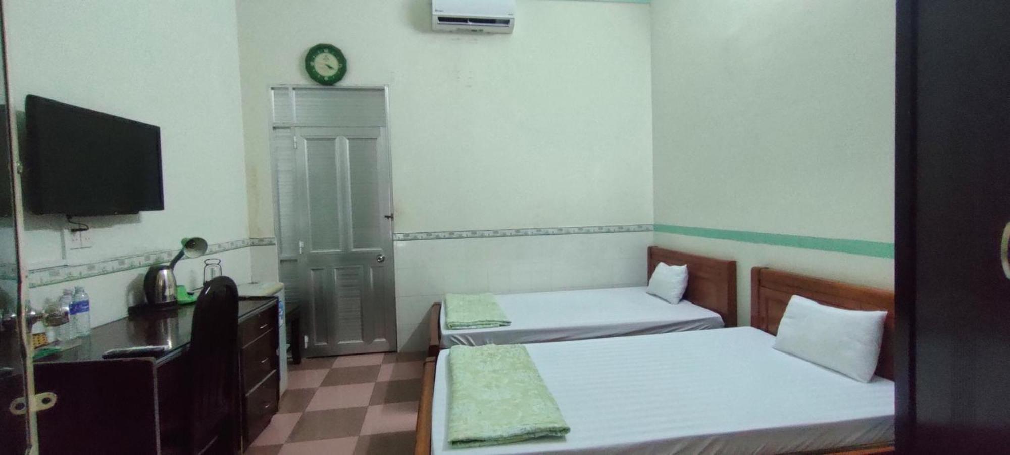 Khách Sạn Ngọc Hân Ap Vinh Phu Exterior foto
